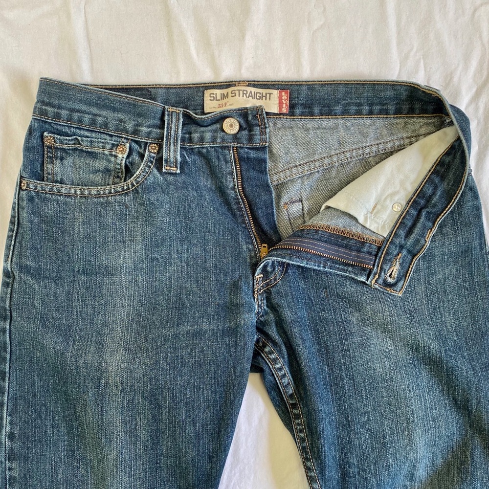 Levis 514 Slim Straight Med Wash Distressed Jean - Picture 12 of 16